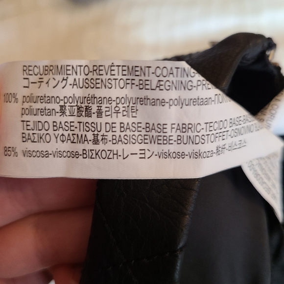 NEW Zara Basic Collection Faux Leather Skirt XS - Picture 5 of 10